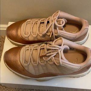 Jordan Retro 11 Rose Gold